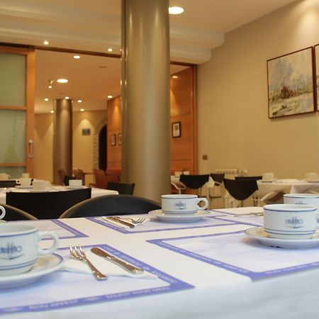 Hotel Carreno Oviedo Luaran gambar
