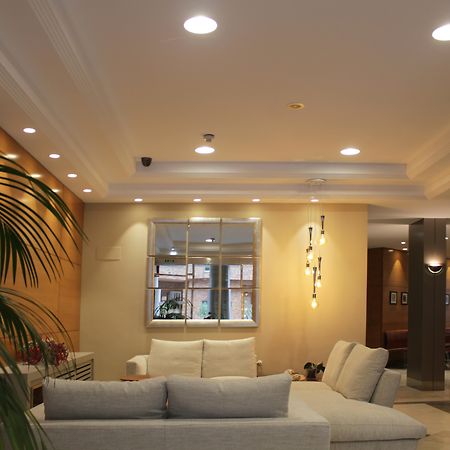 Hotel Carreno Oviedo Luaran gambar