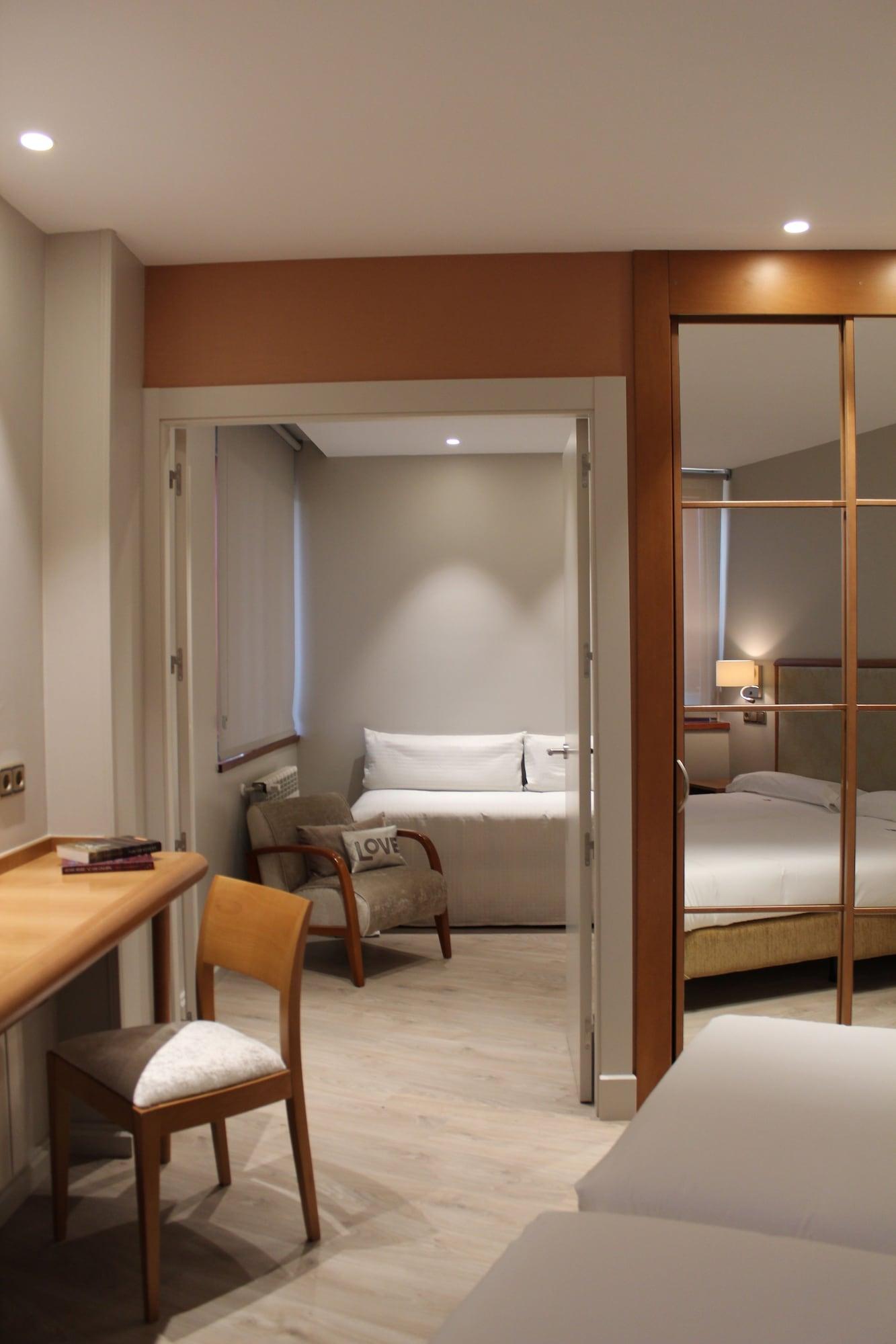 Hotel Carreno Oviedo Luaran gambar