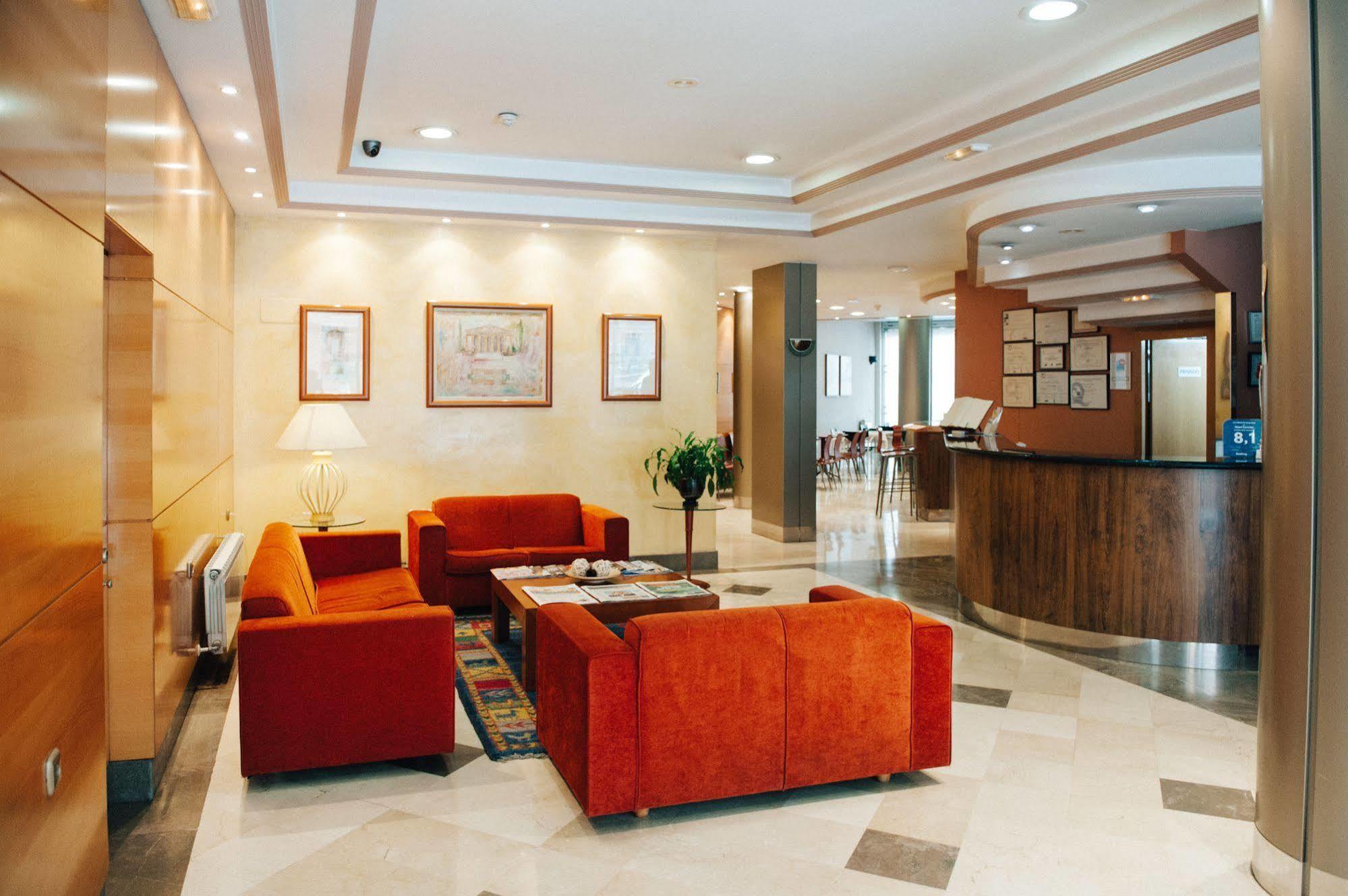 Hotel Carreno Oviedo Luaran gambar